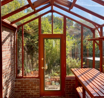 9x9 Deluxe Glass-to-Ground Attached with Full Lite door on brick base wall