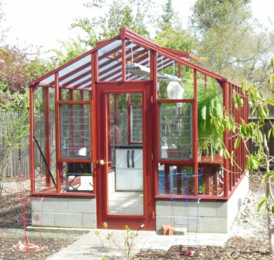 9x14 Deluxe Glass-to-Ground with two jalousie windows and Full Lite door on 18" high block base wall