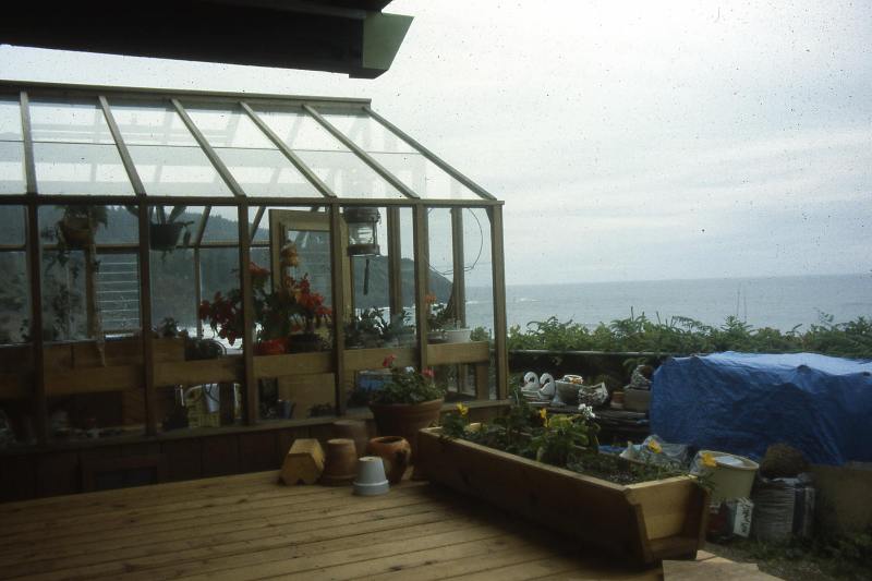 Ocean greenhouse designed for wind