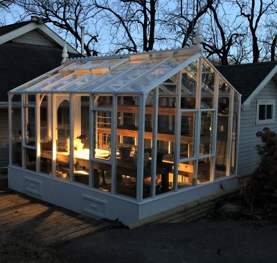 9x16 Garden Deluxe with Ridge Scallop and additional Finial