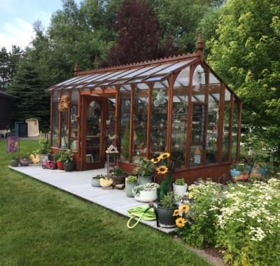 Nantucket Greenhouse set in Montana