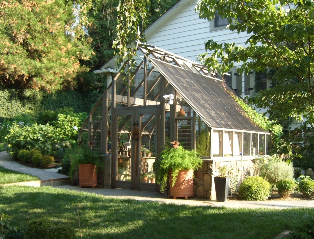 How to keep your greenhouse cool