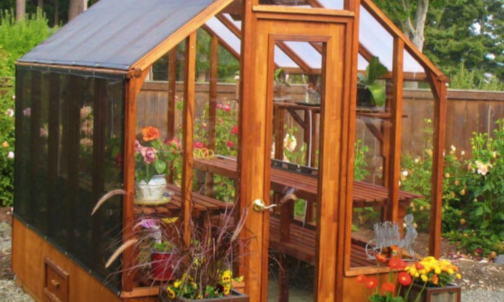 The Benefits of Having a Smaller Greenhouse